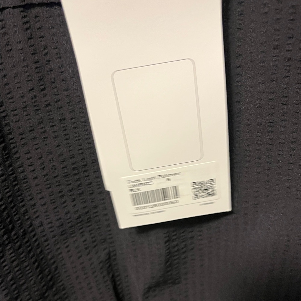 NWT 🍋 Lululemon Black Pack Light Pullover - Size 6 - Picture 3 of 5